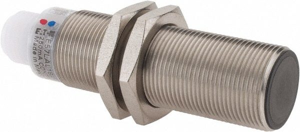 Inductive Proximity Sensor: Cylinder Shielded, 5 mm Detection Distance
