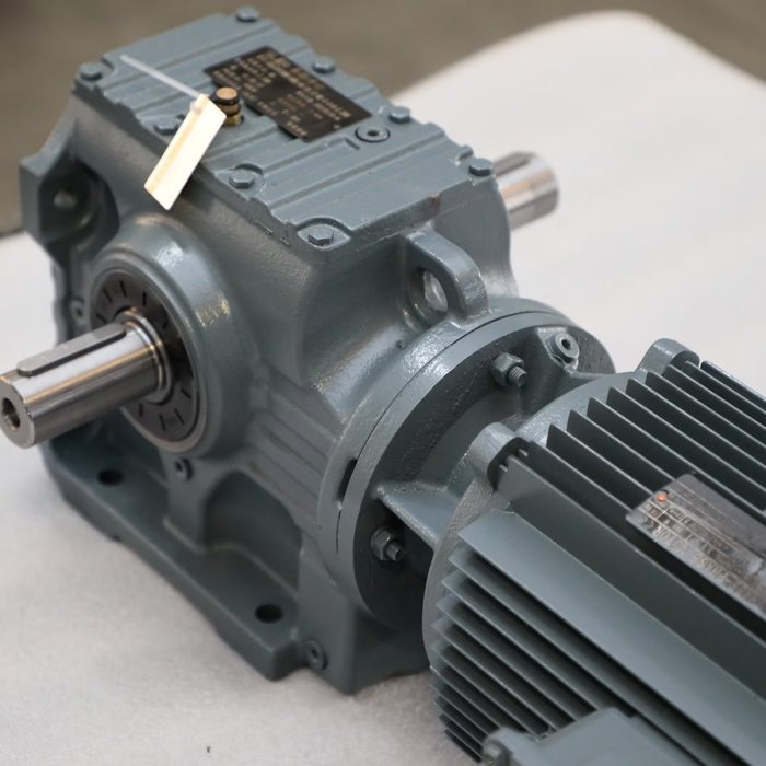 Series 2000 Right Angle Gear Reducer