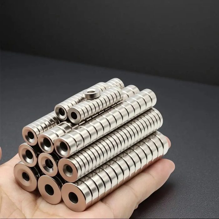 N35 NdFeB Permanent Round Super Strong Neodymium Magnet, 2x2mm