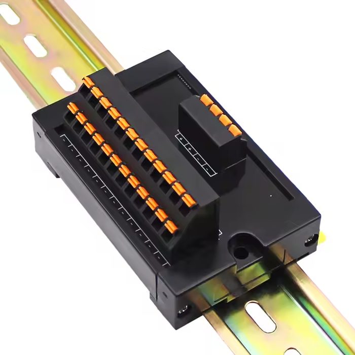 Industrial Din Rail Terminal Blocks 300V 10A Quick Connect