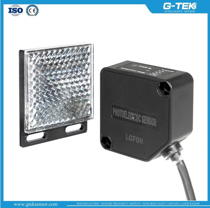 Infrared LED Reflective Selectable Light or Dark On Location Electronic Photoelectric Sensor