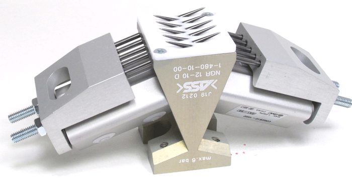 Needle Gripper
