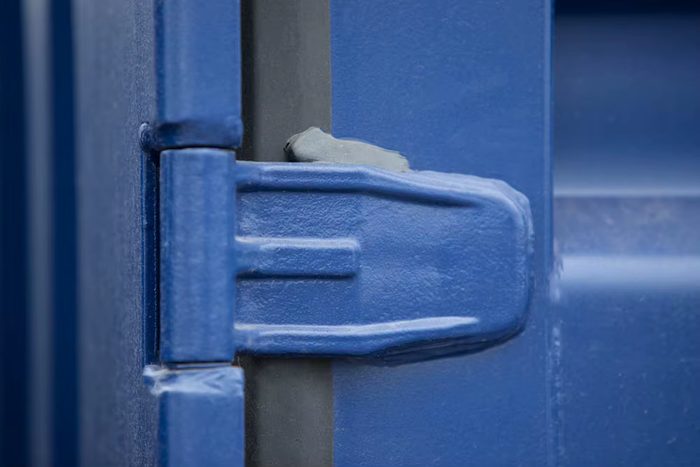 Access Door Hinge for Collapsible Bulk Containers