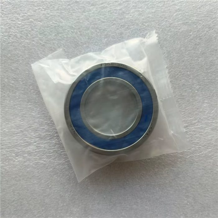 P4 High Precision Angular Contact Ball Bearing 7005c 2rz Hq1p4dba 7006c 2rz Hq1p4dba 7008c 2rz Hq1p4dba