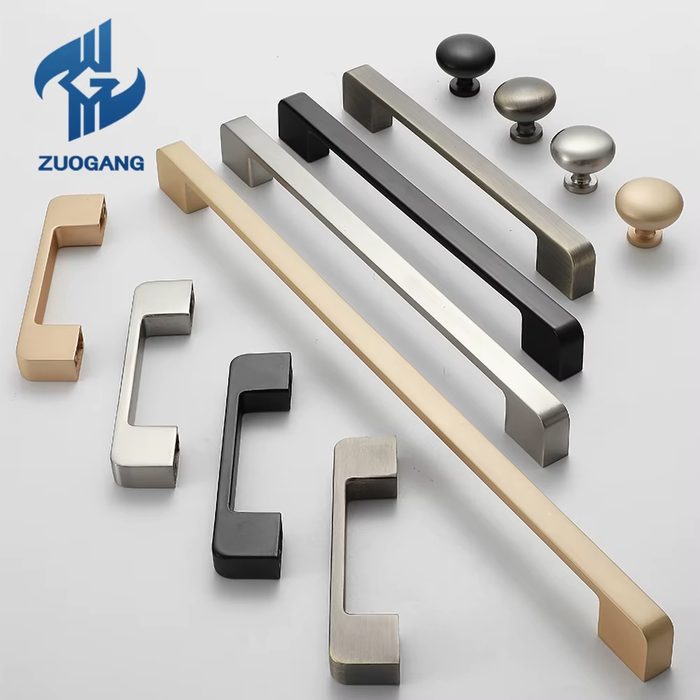 Kitchen Cabinet Knobs & Drawer Handles