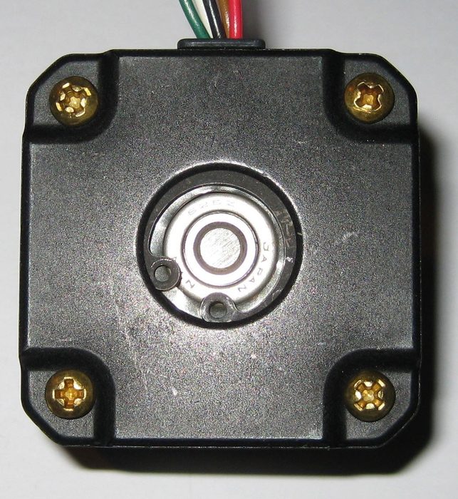 Unipolar Stepper Motor - 100 Steps / Rev - NEMA 17