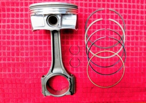 6.4 392 HEMI Piston, Rod and Rings