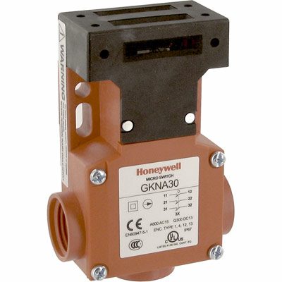 Safety Interlock Switch, Metal Locking, 3NC, 1/2 in NPT Conduit