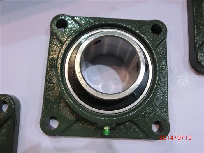Radial Ball 4 Bolt Flange Bearing, 80 mm Bore