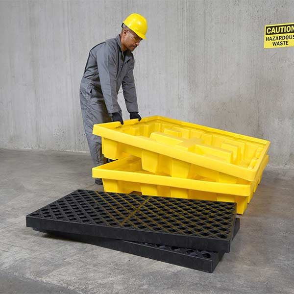 Nestable Ultra-Spill Pallet P4®