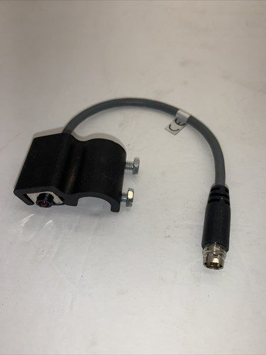 Hall Effect Sensor: PNP, with bracket and plug-in termination