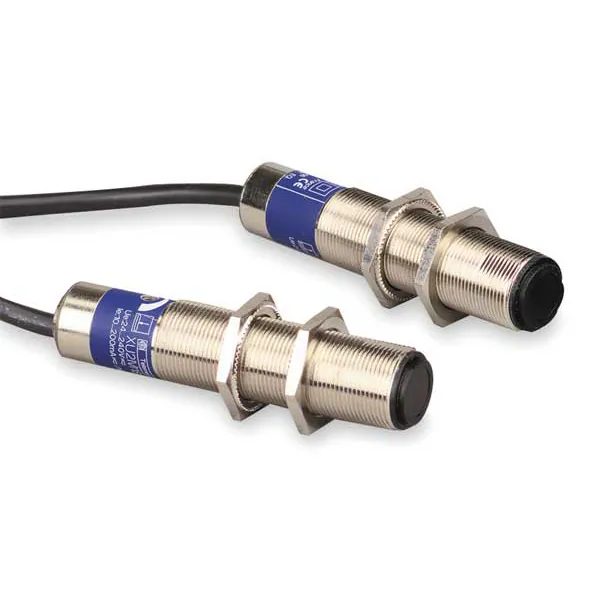 Polarized Retroreflective Photoelectric Sensor, Bare Wire, Straight, Cylindrical, Light On, SPST, 24-240V