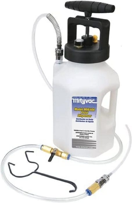 Manual Fluid Dispenser