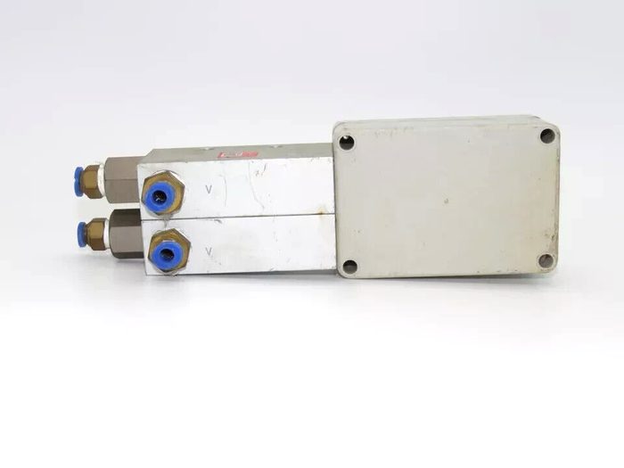 CV-15HS Vacuum Generator Pneumatic Exhaust Air Ejector